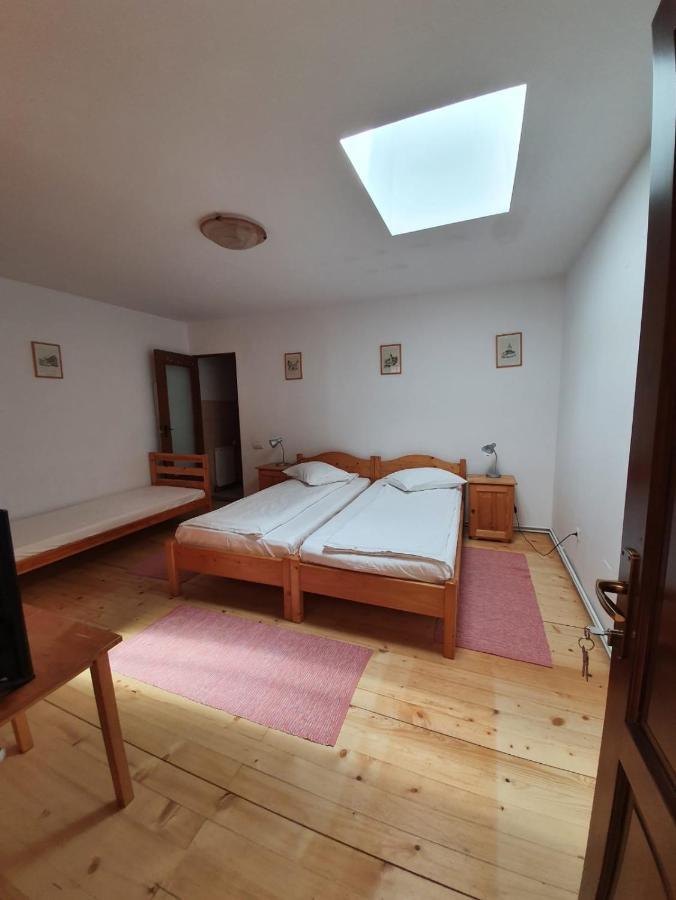 Отель Casa Terezia Брашов Экстерьер фото